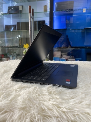 LAPTOP Lenovo 81DE