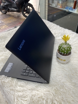 LAPTOP Lenovo 81DE