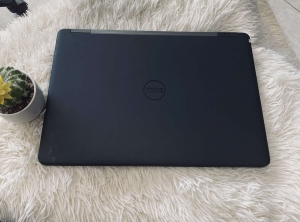 Dell Latitude E5550